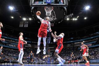 分击败了中 分击败了中