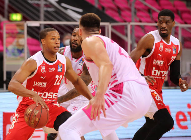 对于普通投 对于普通投